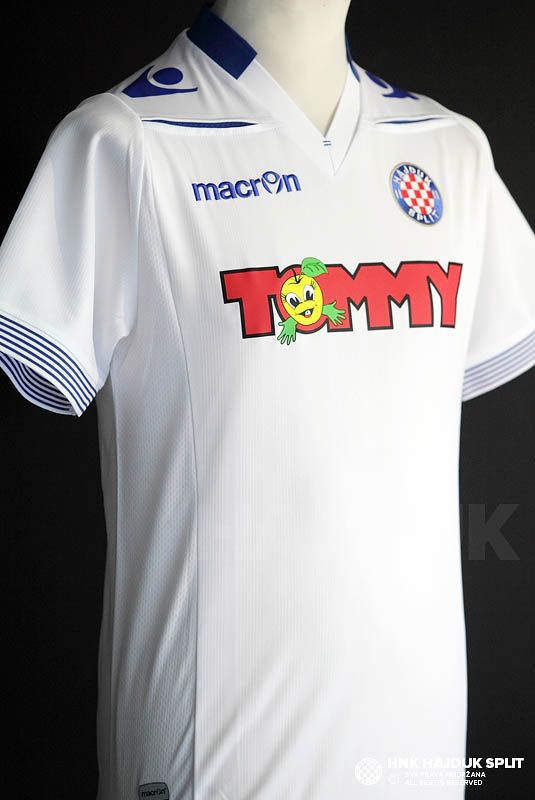 Hajduk Split 19-20 Away & Third Kits Released - Footy Headlines