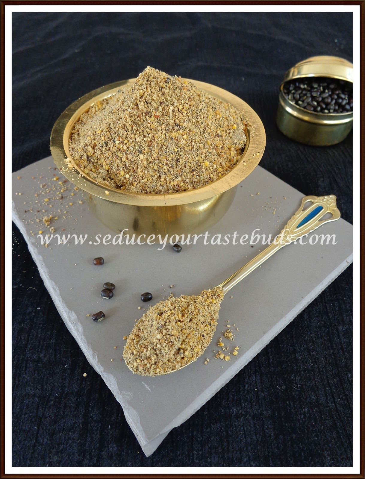Idli Milagai Podi Recipe [made with Black Urad Dal] Lentil Spice Mix