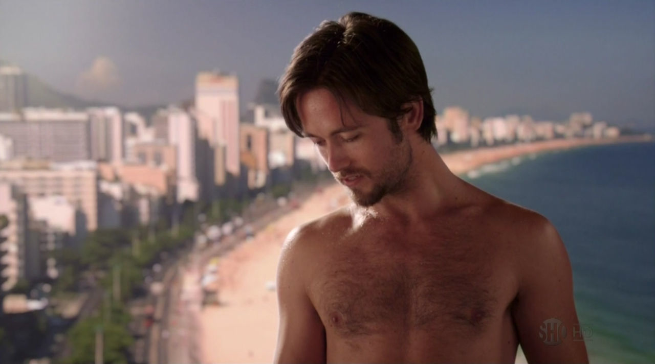shirtless male celebs — Justin Chatwin