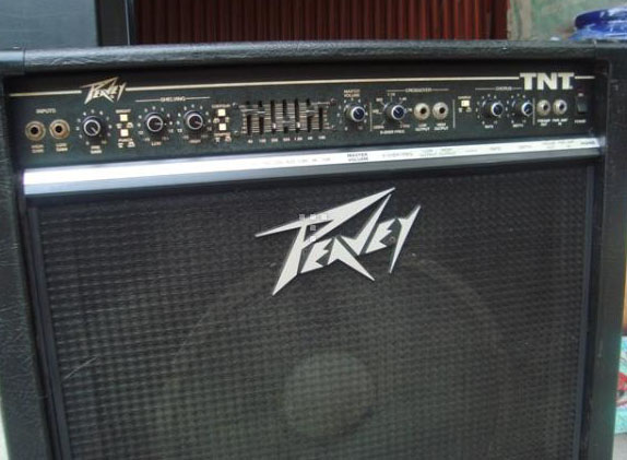 Jual Alat Musik Bekas Jual Ampli Bass Peavey TNT 115 USA Jual Alat Musik Bekas Jual Ampli Bass Peavey TNT 115 USA