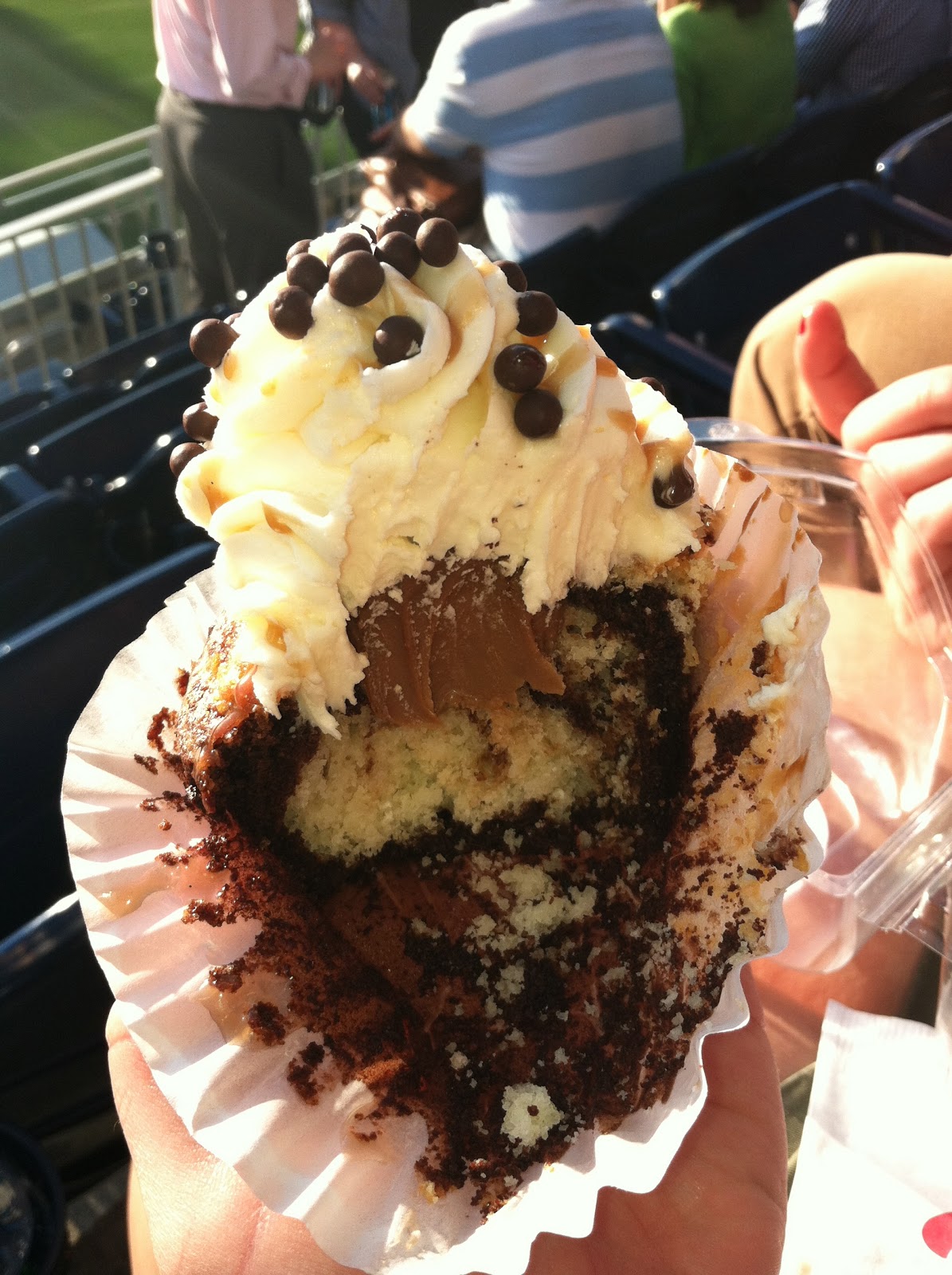 cupcake correspondents Fluffy Thoughts Cakes Washington