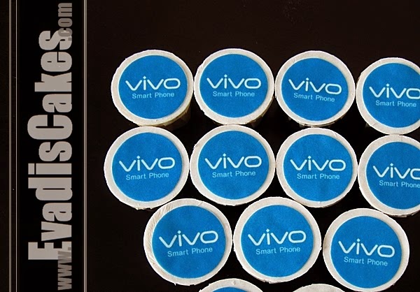 Top view picture of Vivo Cupcakes Edible Image