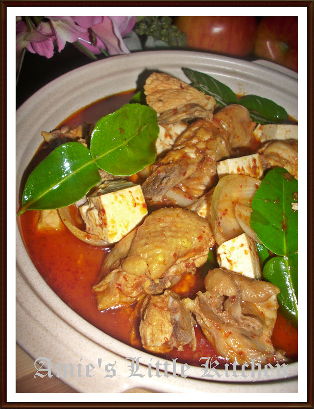 AMIE'S LITTLE KITCHEN Ayam Masak Asam Pedas