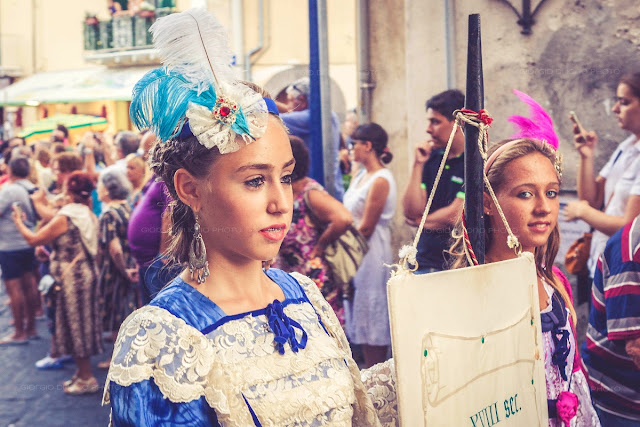 Sfilata di Sant' Alessandro Ischia, Foto Ischia, Antiche tradizioni dell' Isola d' Ischia, Corteo Storico Ischia, Donne in  abito d' Epoca, 