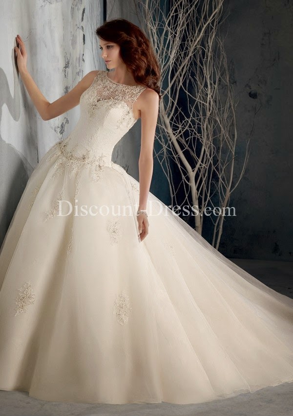  Bateau Tulle Ball Gown Floor Length Wedding Dress