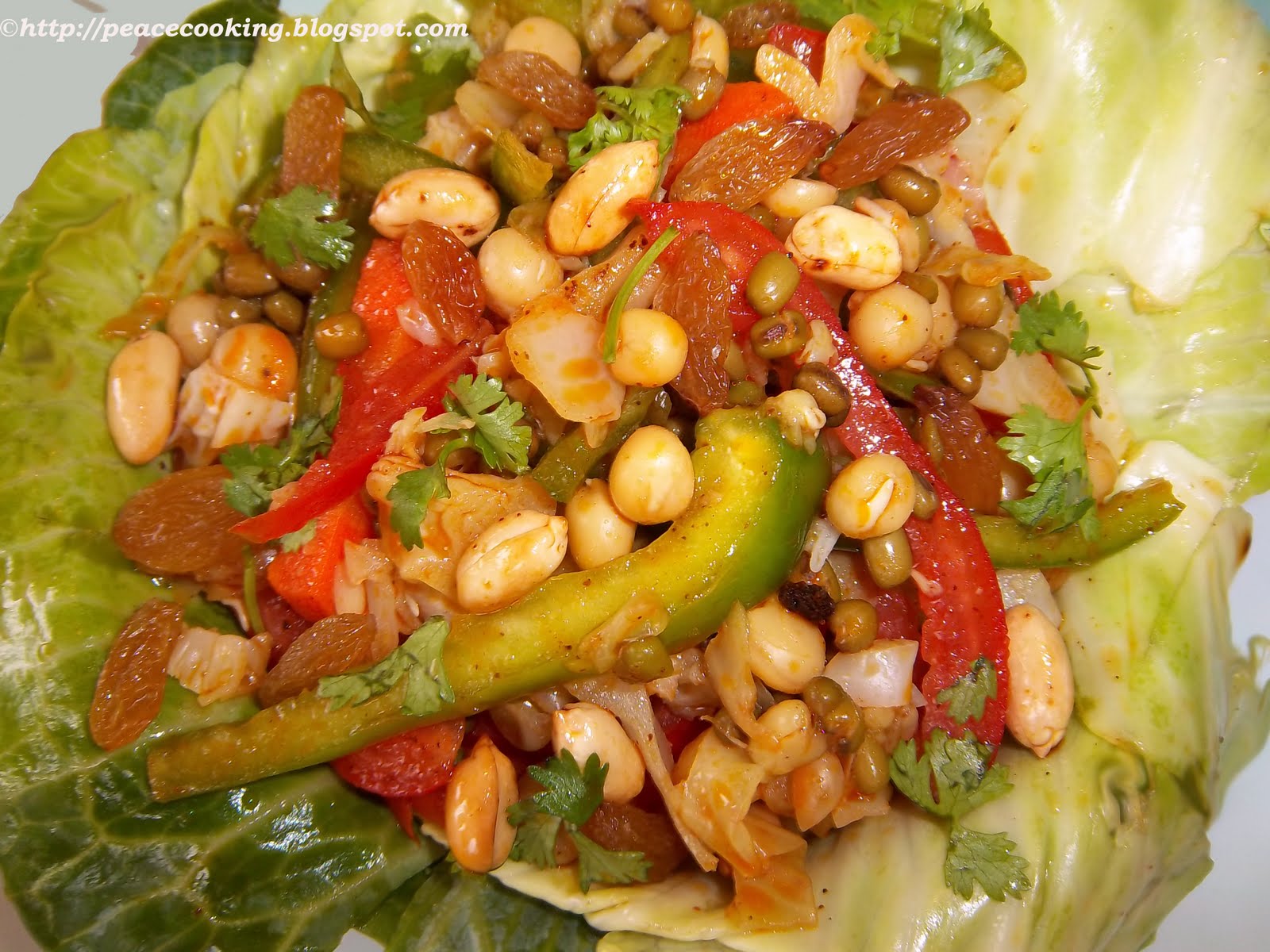 TIPS FOR DELICIOUS AND HEALTHY COOKING Salad With Mixed Green Vegetables And Sprouts