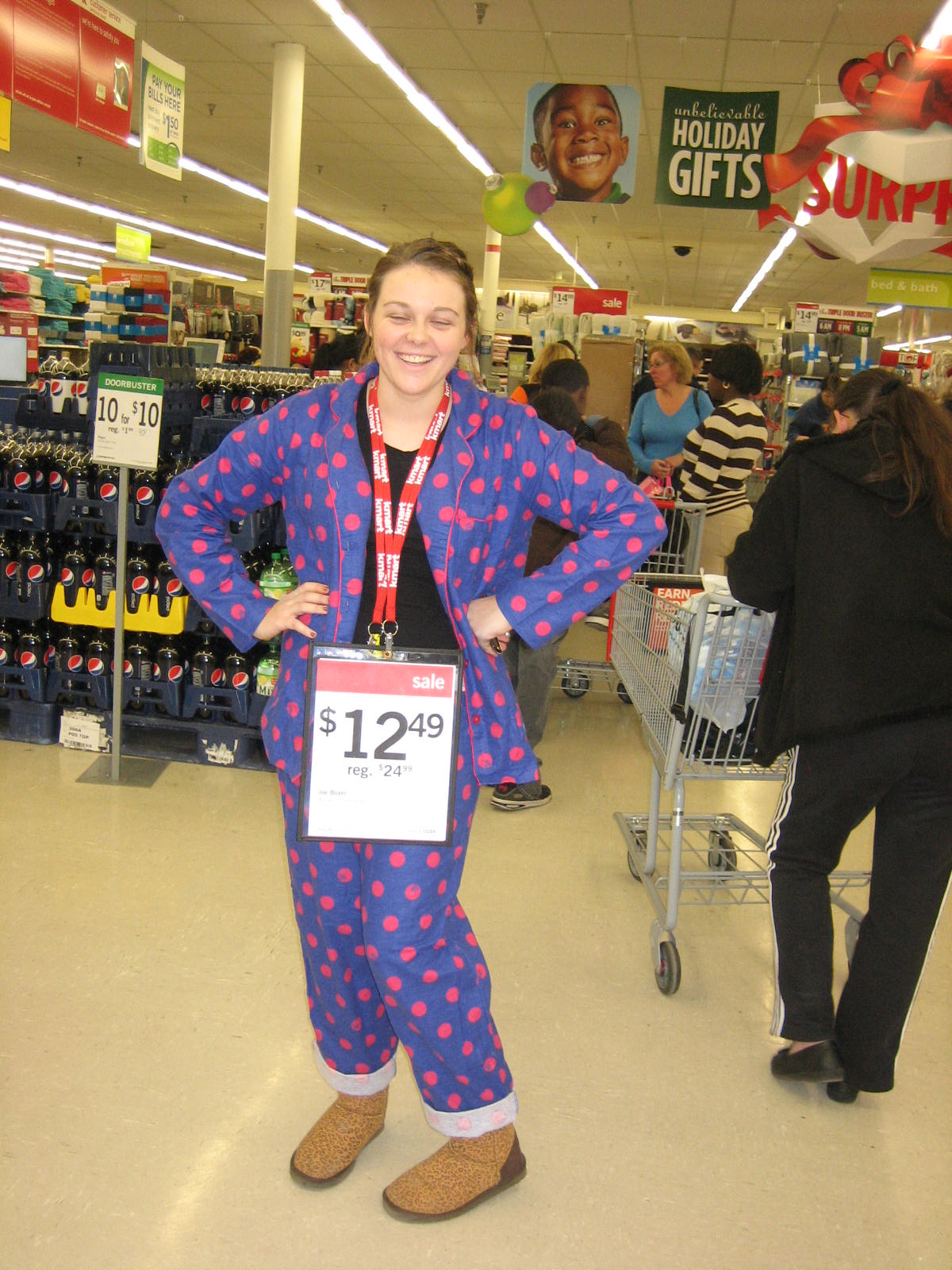 Walkabout With Wheels Blog Black Friday at Rotterdam Square Mall