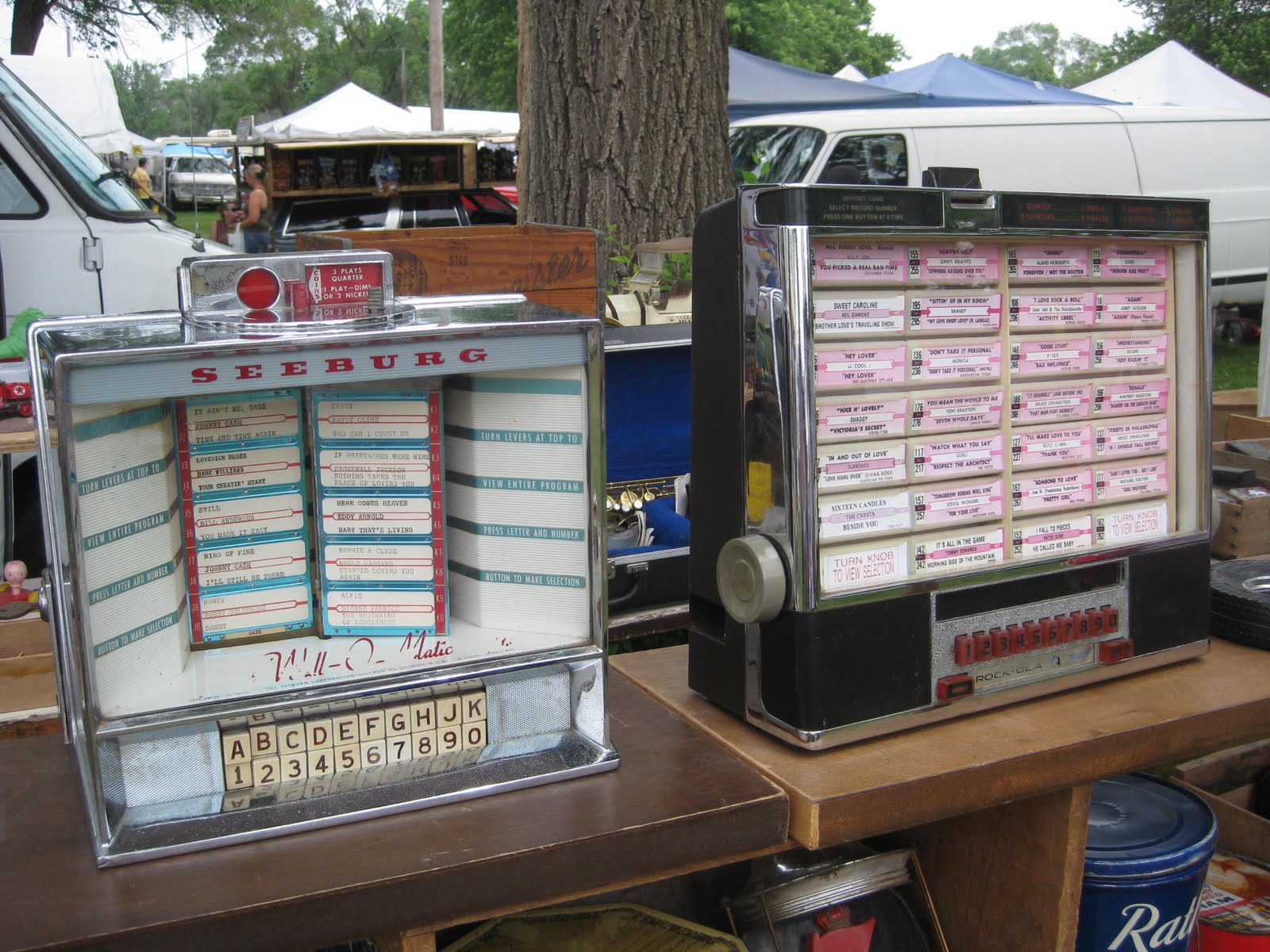 b. honey rendezvous & flea market in prairie du chien, WI