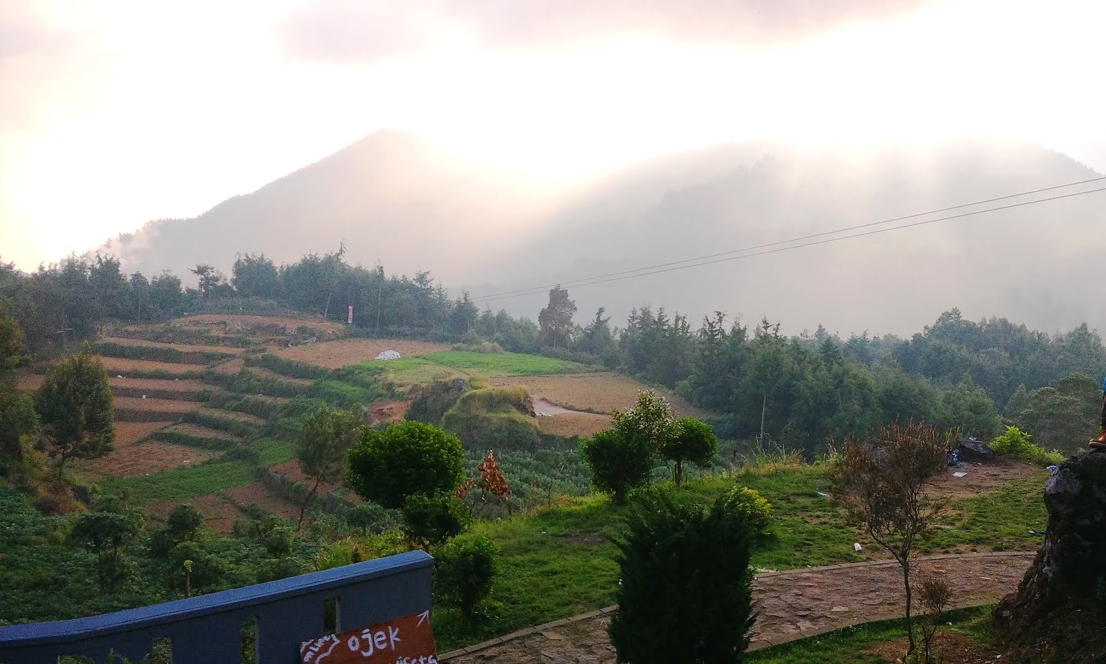 Catatan Catatan Unique: Dieng Plateau Theater, Batu ...