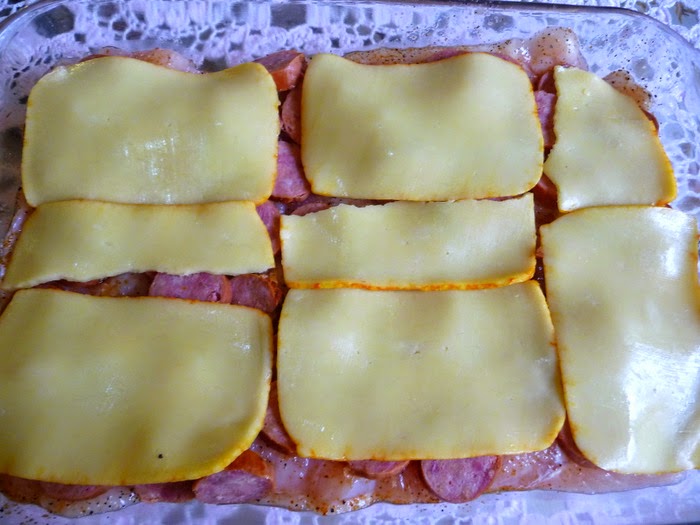 SPLENDID LOWCARBING BY JENNIFER ELOFF MUENSTER CHEESE CHICKEN SAUSAGE