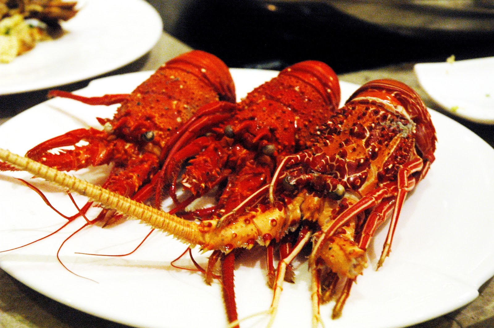 DUDE FOR FOOD Awesome Lobster Buffet at Diamond Hotel's Corniche