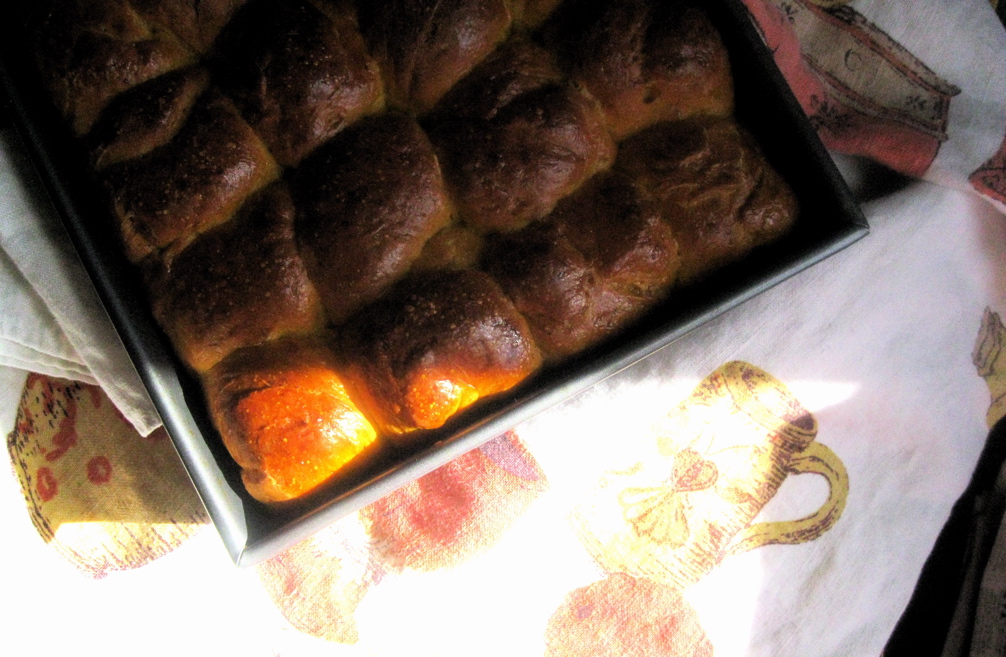Dust with Flour Recipe for Pumpkin Nutmeg Dinner Rolls