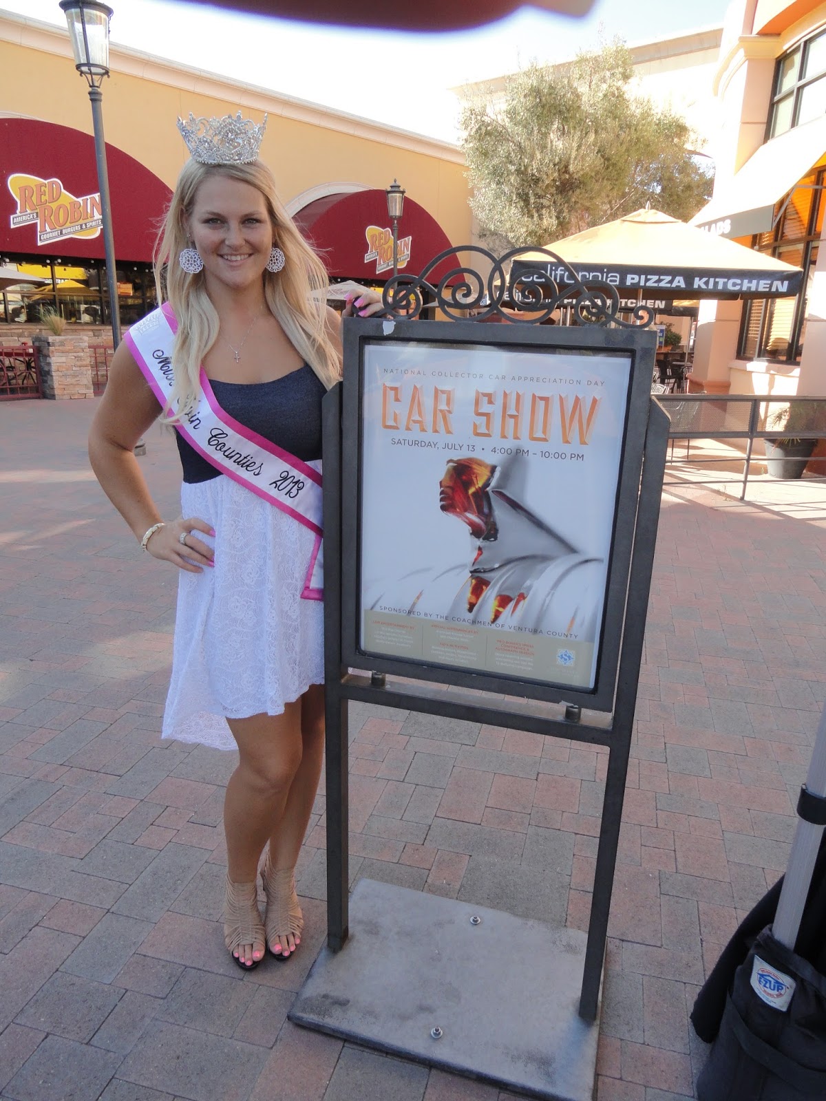 Miss Twin Counties 2013 Classic Car Show at the Simi Valley Town Center