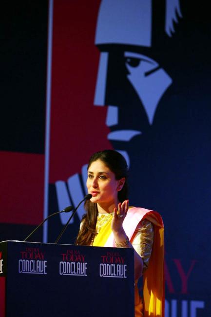 kareena kapoor at the india today conclave hot photoshoot