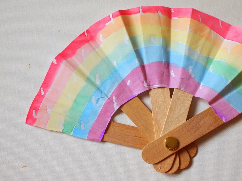 Make a Folding Popsicle Stick Fan Pink Stripey Socks