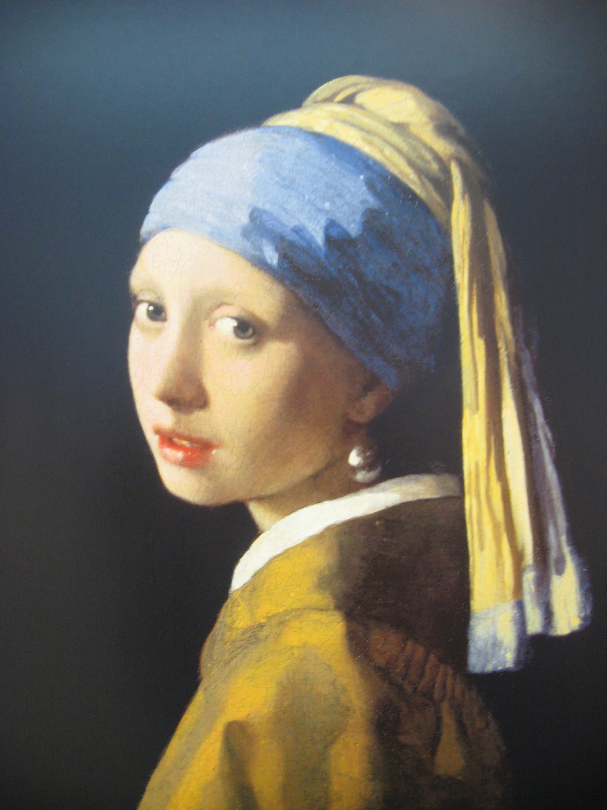 A Tuesday Night Memo Girl with a Pearl Earring Who's that girl?