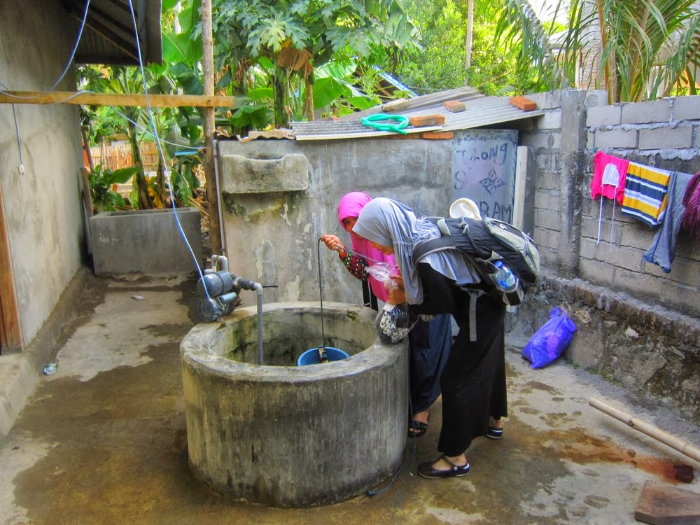 [Lombok] Mandi Di Sumur Pasca Berjemur - Katerina