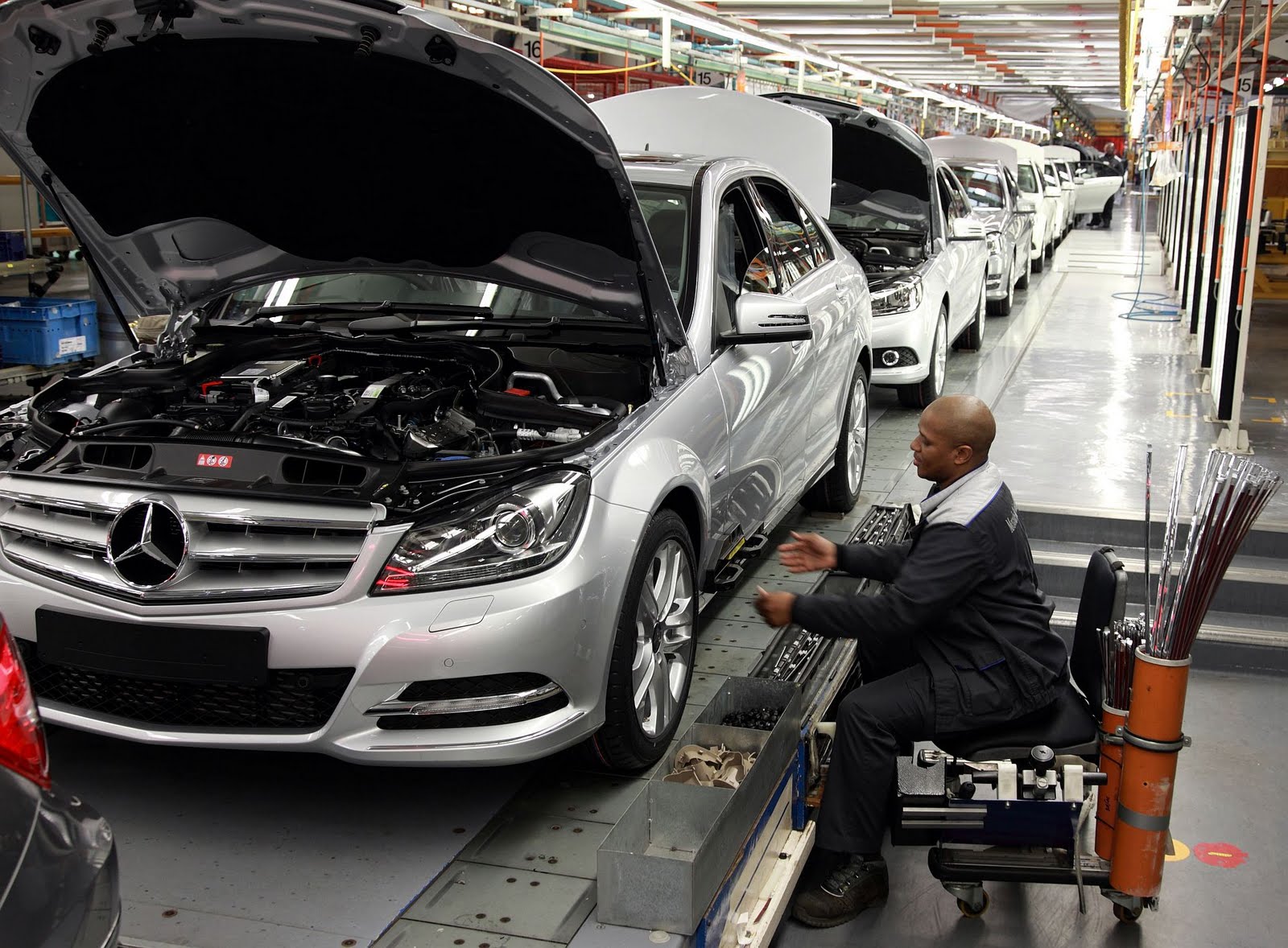 Car Search Online Mercedes Benz Ups C Class Production In East London