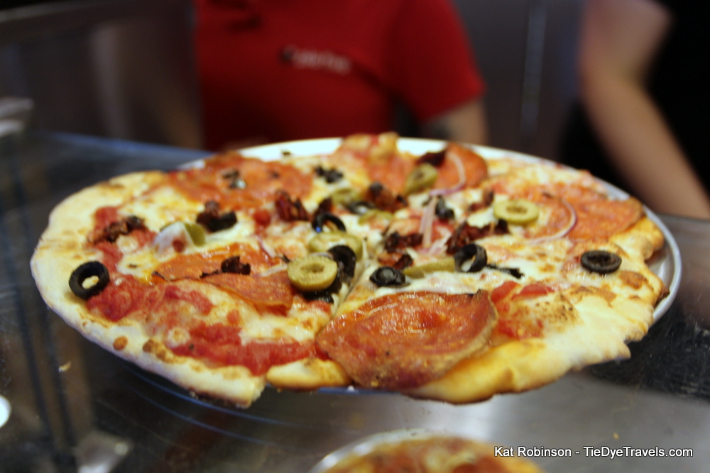 Five Minutes Flat Pizza at Pie Five Pizza in Benton. Tie Dye Travels