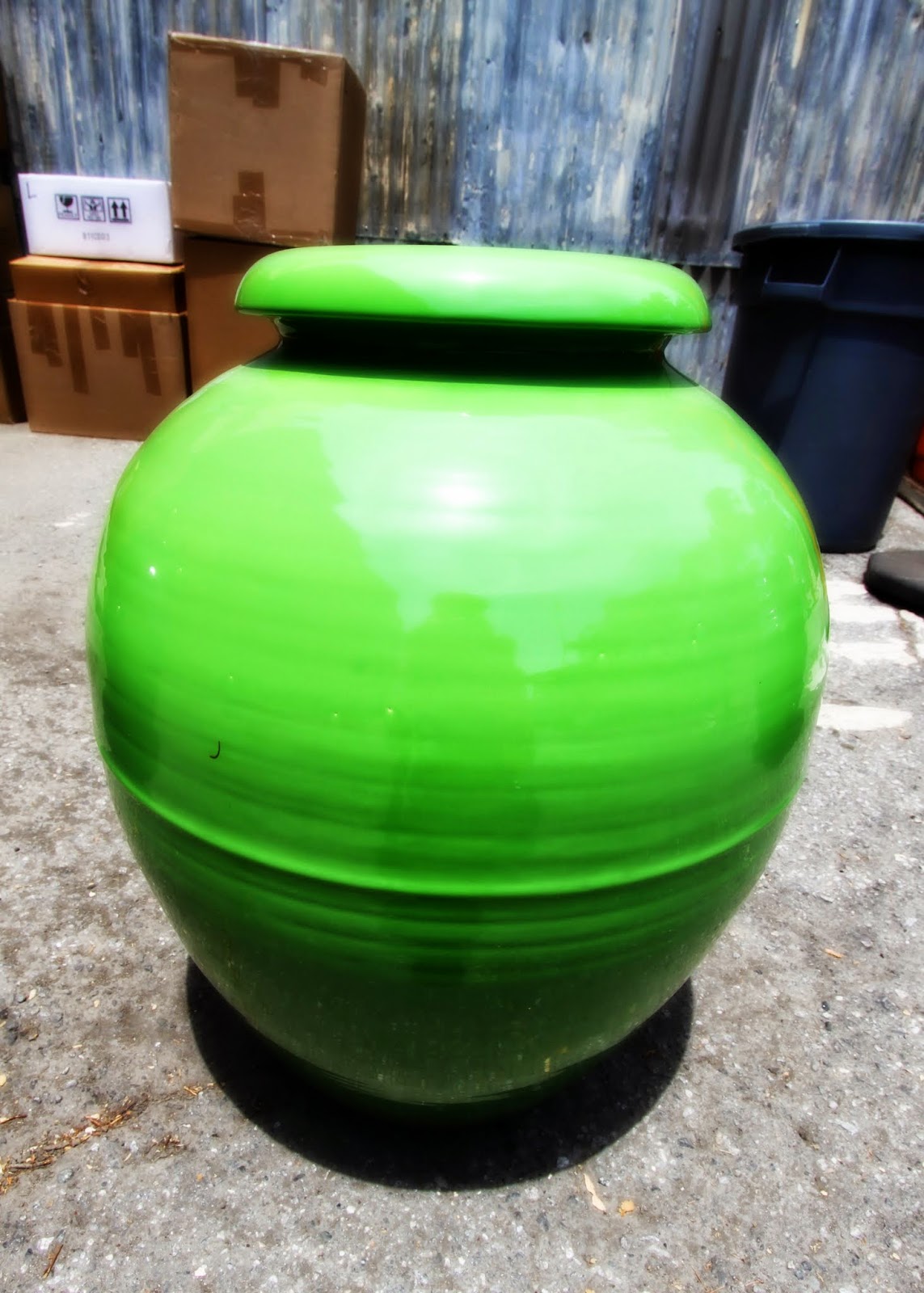 bauer pottery showroom in los angeles, california a retro review