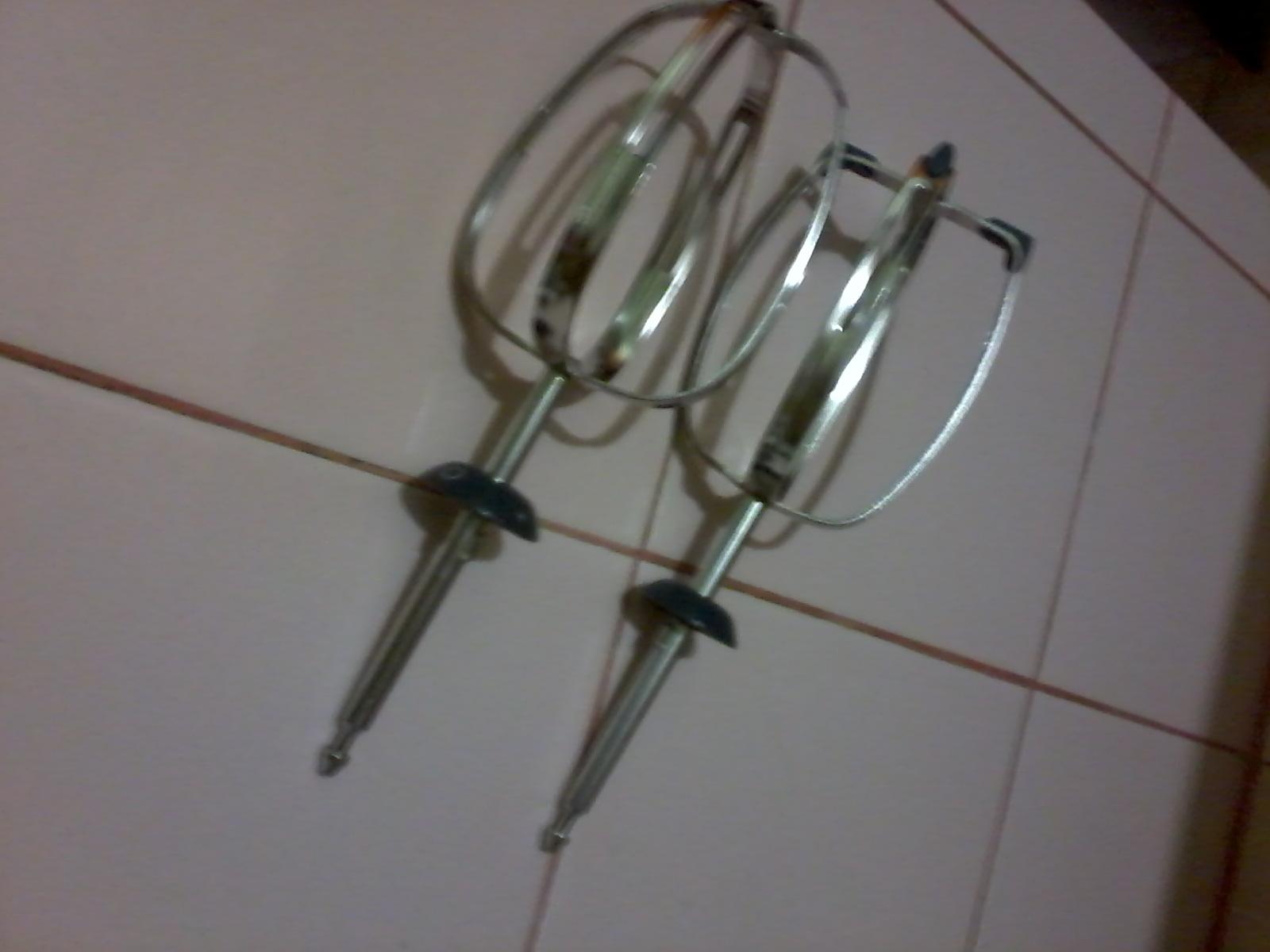 SAPTA BONNY Alatalat yang diperlukan untuk membuat kue/roti SAPTA BONNY Alatalat yang diperlukan untuk membuat kue/roti