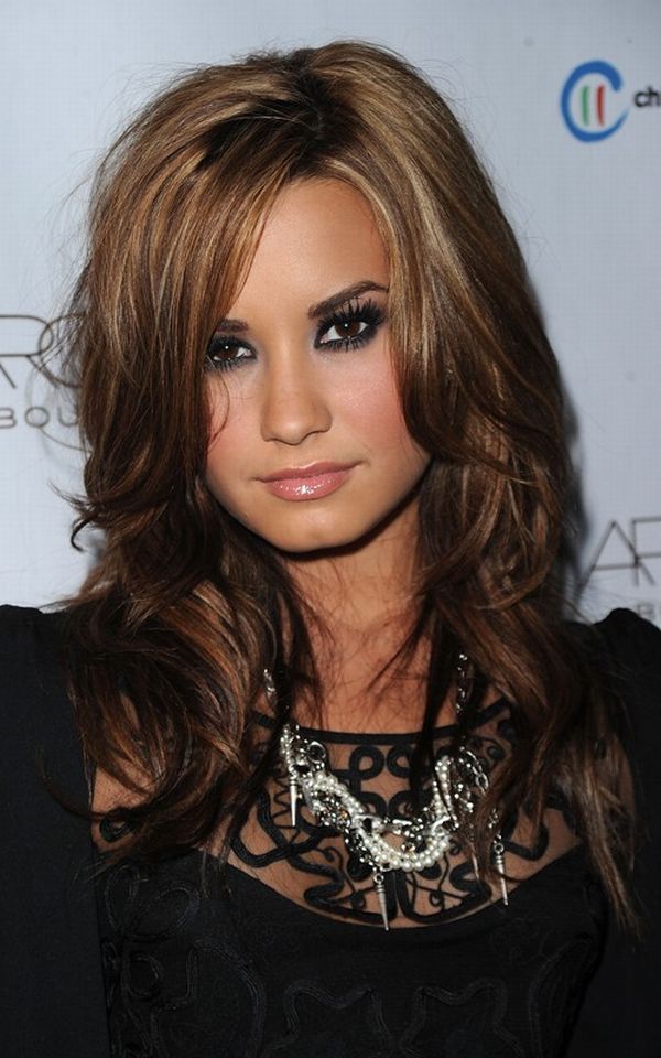 Demi Lovato Hairstyles