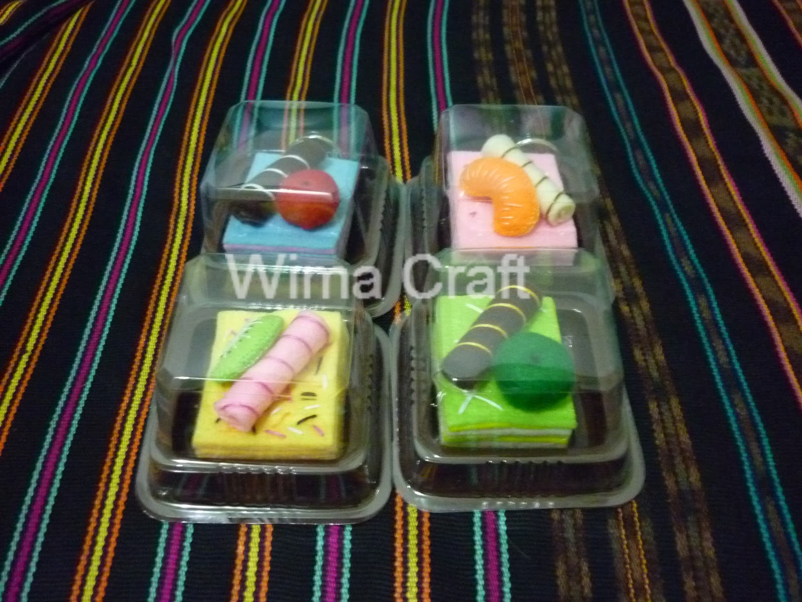 WimaCraft Gantungan Kunci Layer Cake