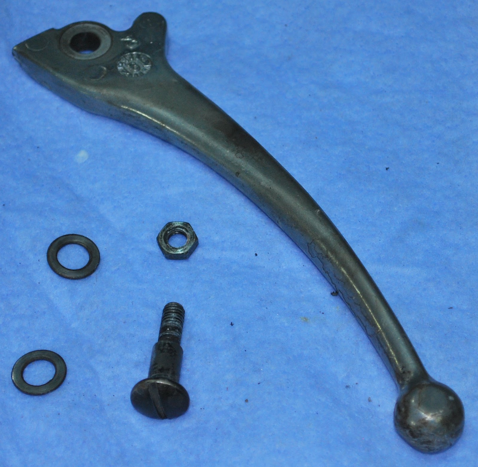 Vespa PX 125 E Restoration Vespa PX 125 front disc brake master