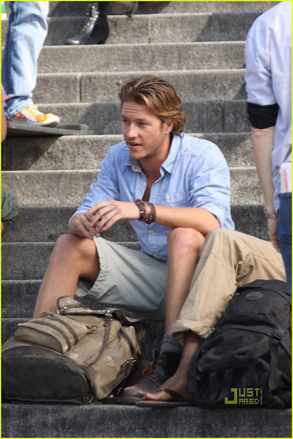 Writings belong of David Finnigan