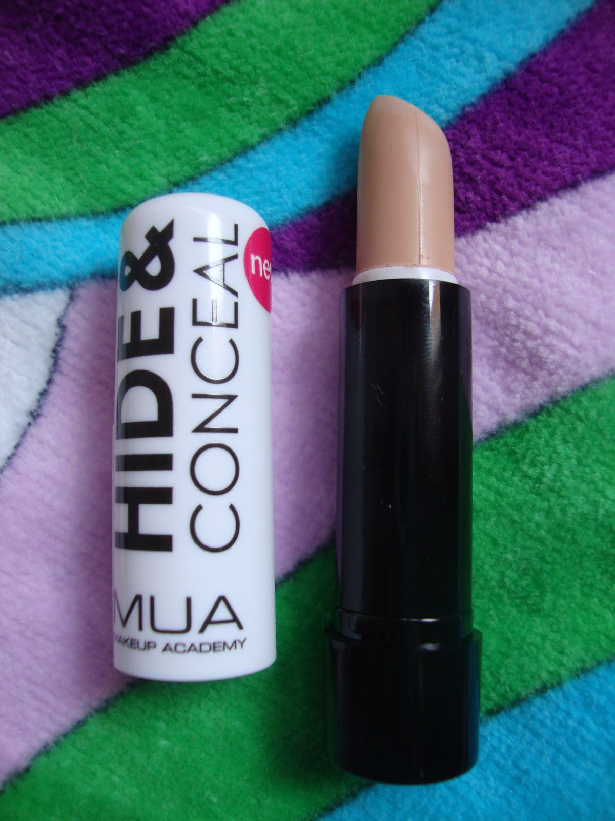 El Hada Azul MUA CORRECTOR EN BARRA HIDE & CONCEAL 02 NATURAL