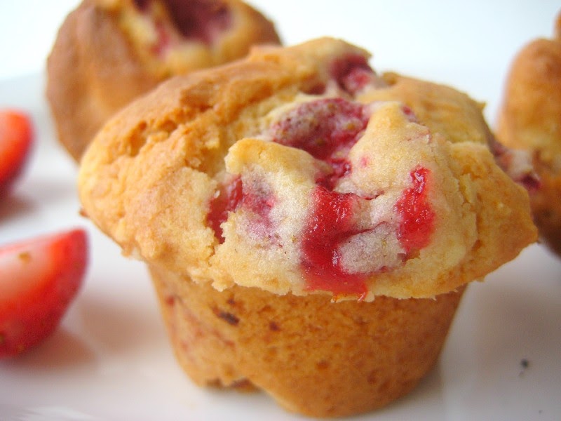 STRAWBERRY MUFFINS Free Recipe Hub