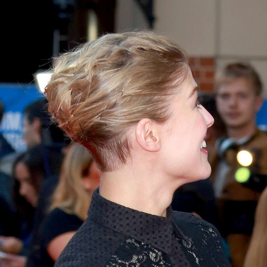Lady Nape Rosamund Pike Shaved Nape Undercut Hairstyle