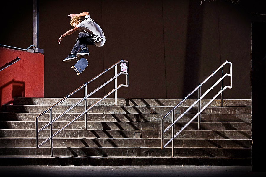 Skateboarding High Fives UNM Spot 3 Angled 8Stair Rail
