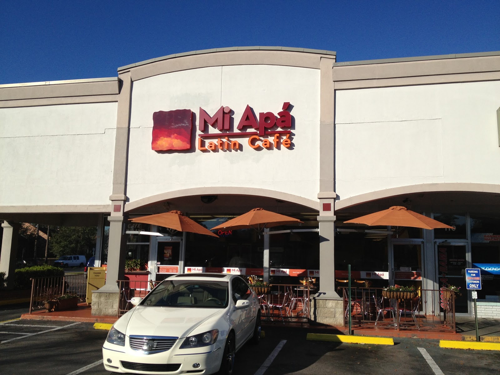 PIG OUT SPOTS Mi Apá Latin Café (Gainesville, FL)