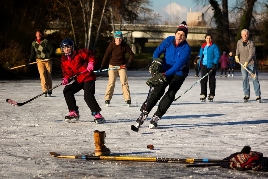 Jordan Stead Outdoor ice hockey... in Seattle?