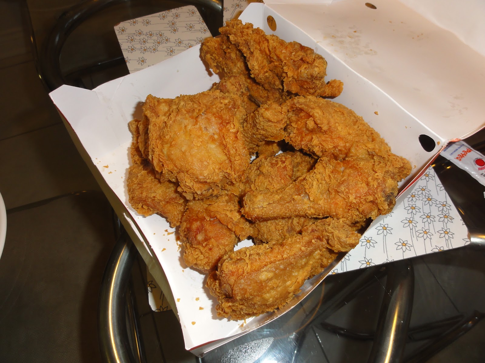 Gracie's blog: Popeyes Chicken & Seafood review