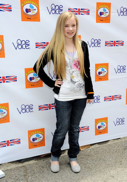 Casual sierra mccormick coqueta niña jovencita sonrisa virgen virginal americanistadechiapas blog 2013