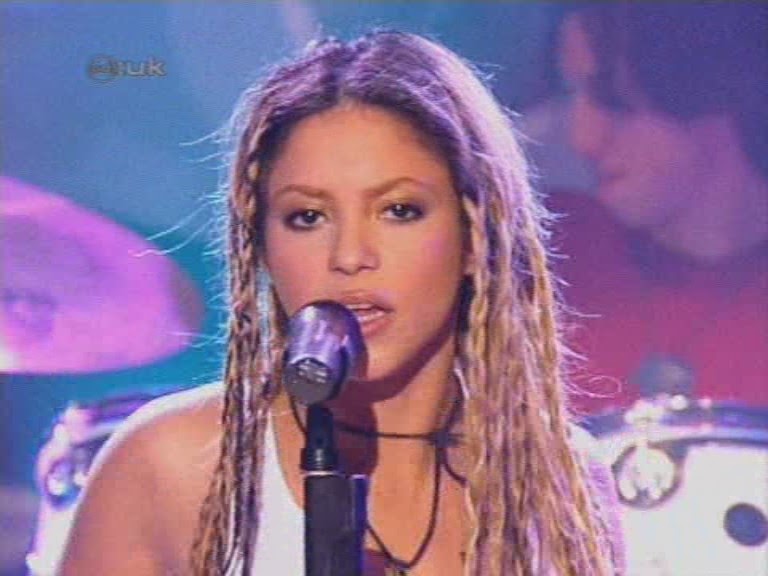 Live Performance Music Videos: Shakira - Whenever Wherever (Live @ CDUK