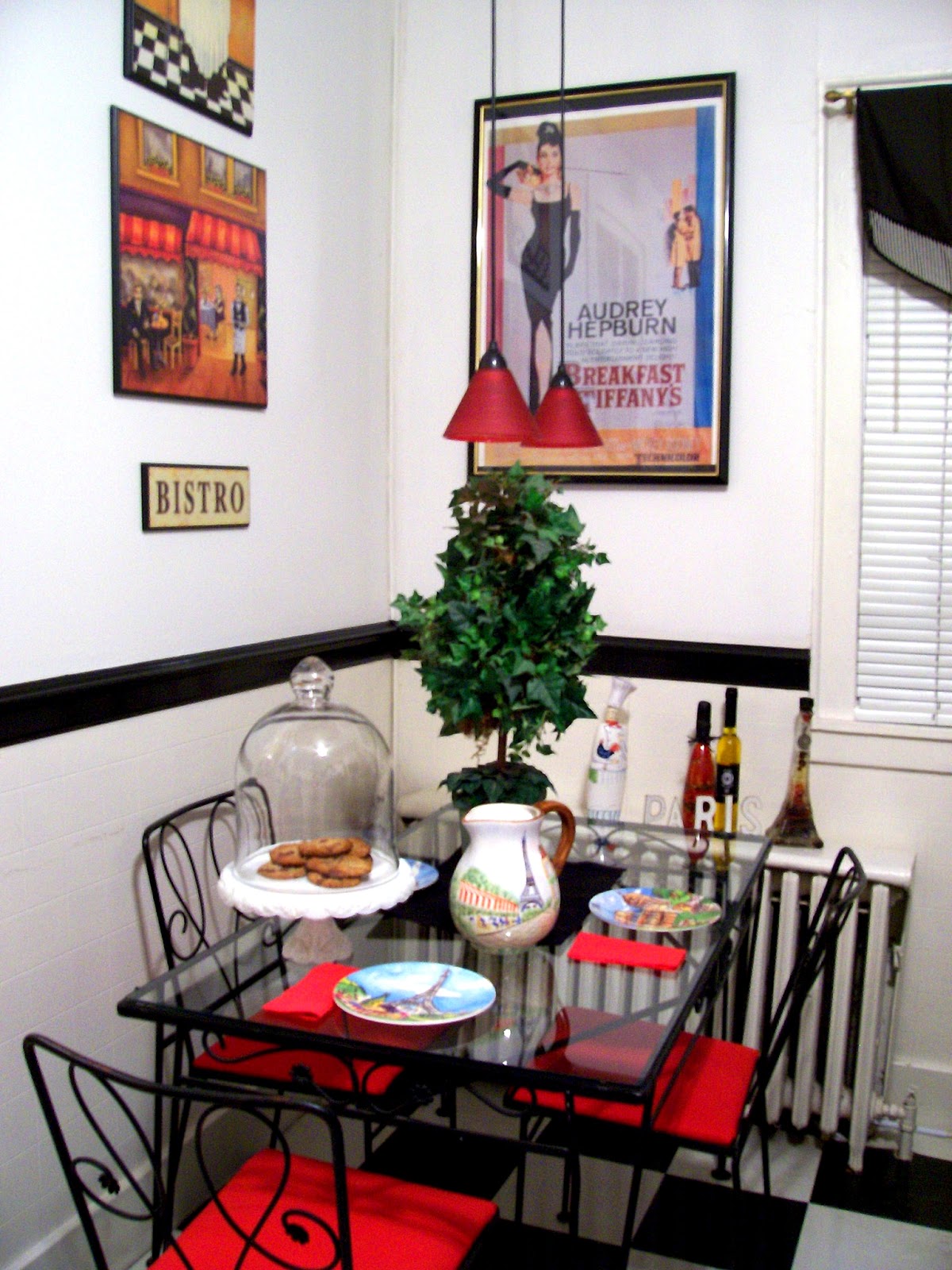 Bistro Home Decor | eye for design bistro kitchen in a circa 1900 home Bistro Home Decor | eye for design bistro kitchen in a circa 1900 home