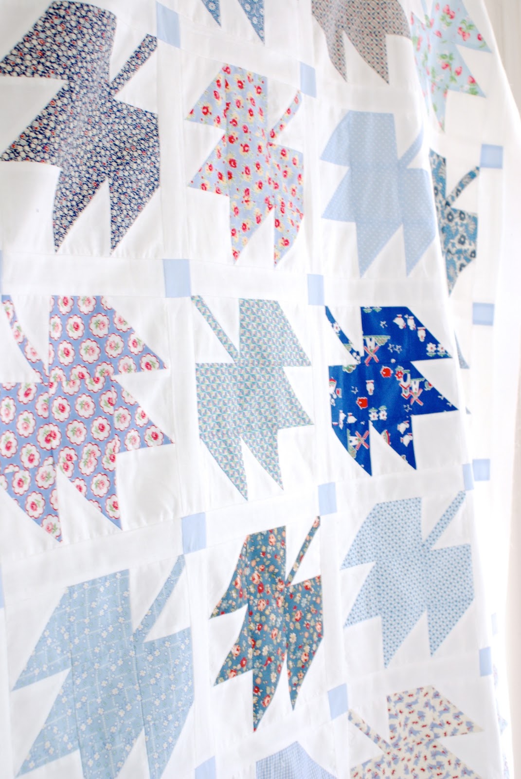 MessyJesse a quilt blog by Jessie Fincham Canadian Maple Leaf Quilt Top