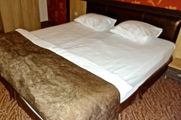 4* Hotel Bed