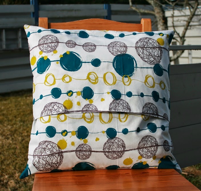 Quilt in a notShell Another Swoon Pillow completed