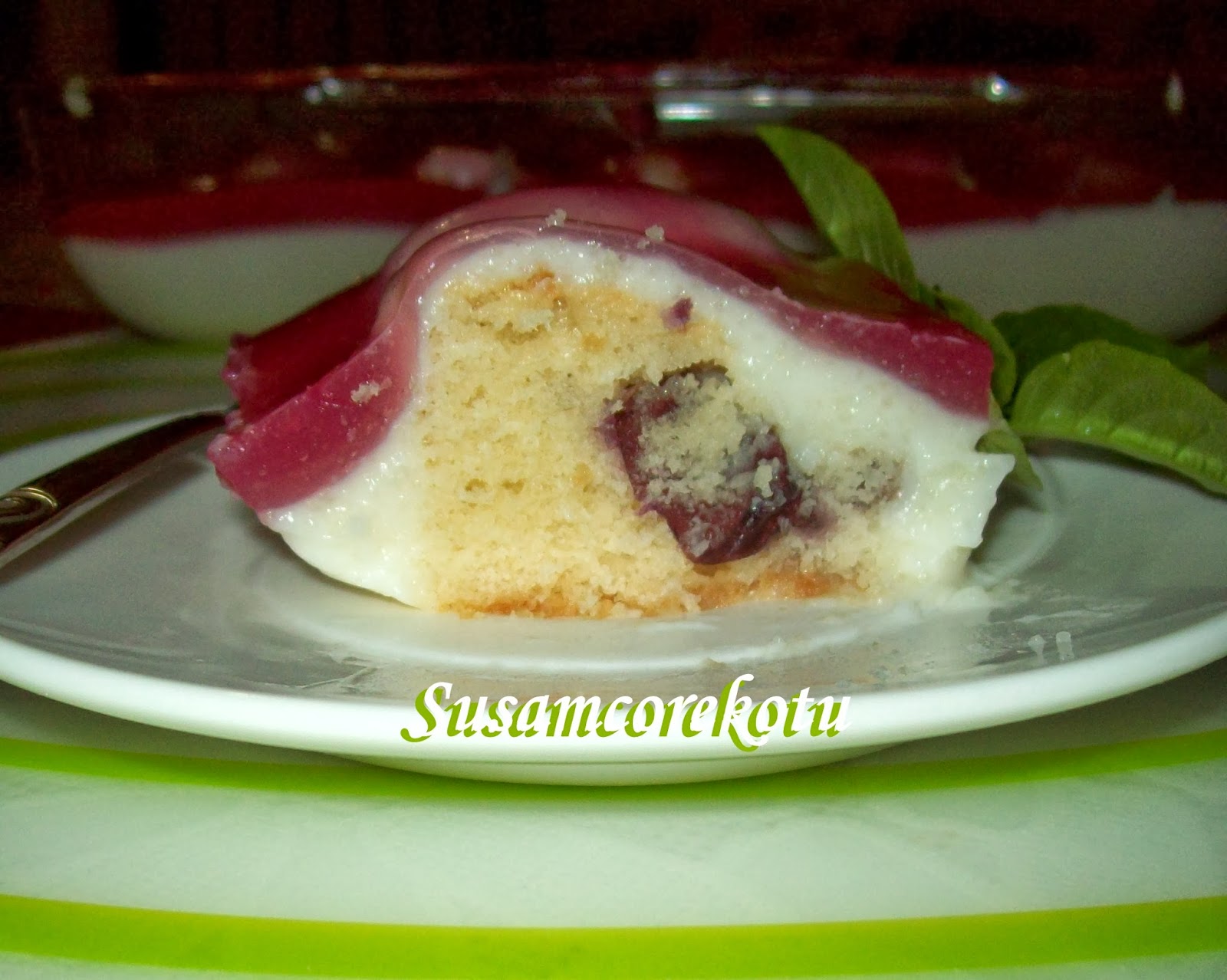 Kızılcıklı tart tarifi Kızılcıklı tart tarifi