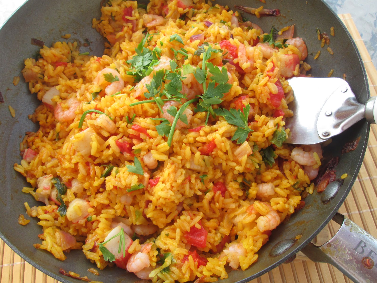 Canela kitchen (gloria) Seafood Paella