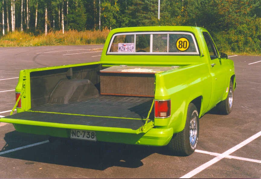 Mesquite Hugger An AgeOld Texas Argument Tailgate Up or Down?