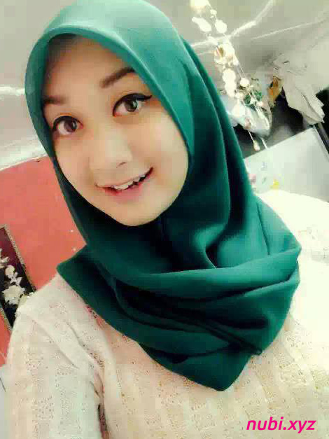 10 Foto Wanita Cantik Berjilbab Sederhana - GadisNubi