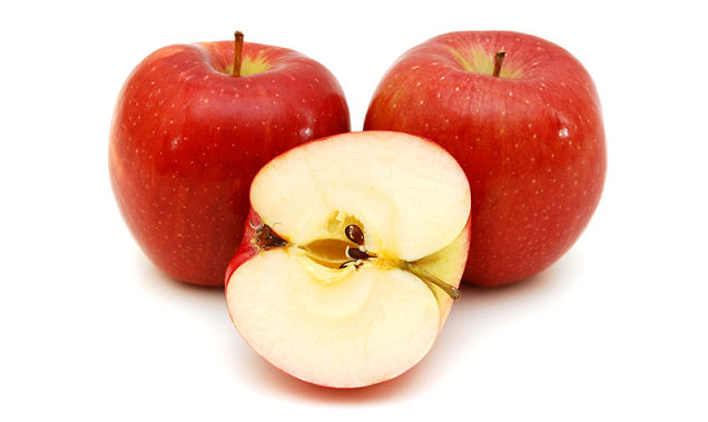 Manzana contribuye a bajar de peso