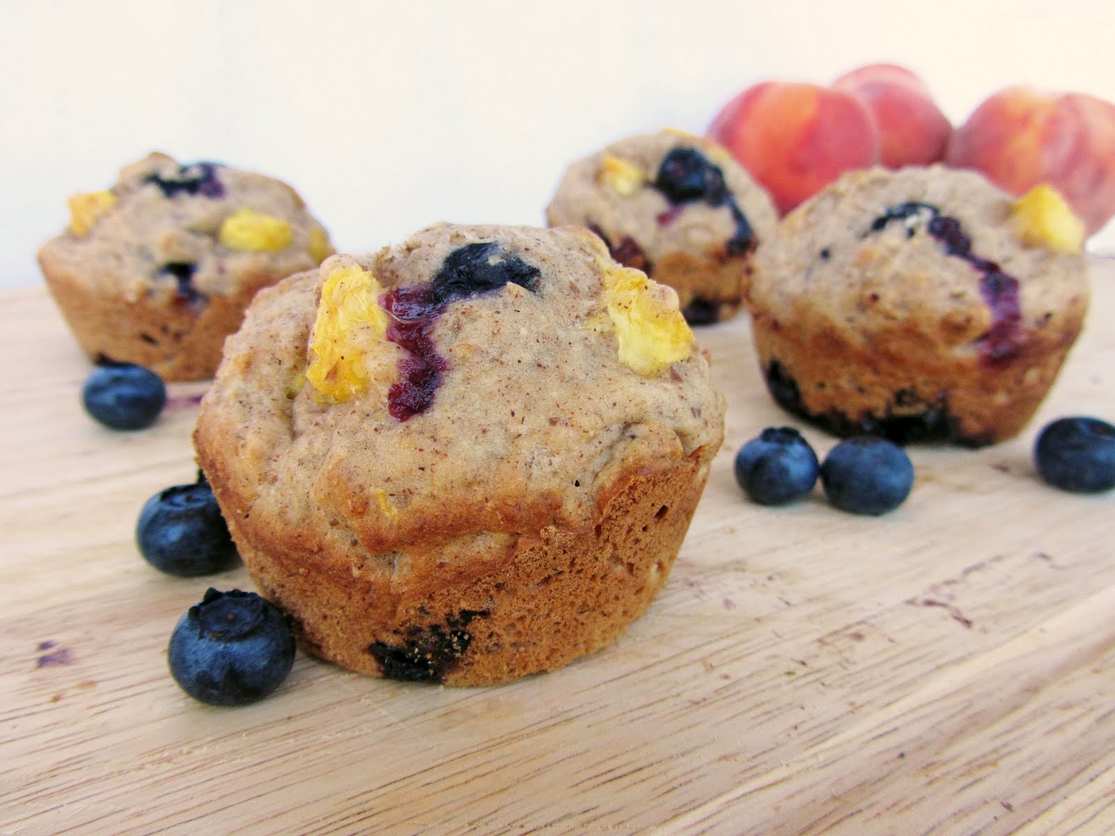 peach blueberry muffins