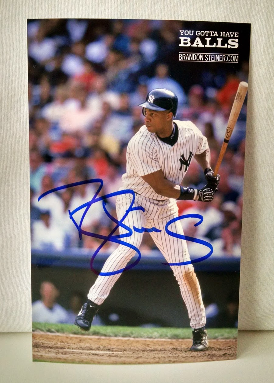 Jonathan's Autograph Signings Darryl Strawberry (07/12/14)