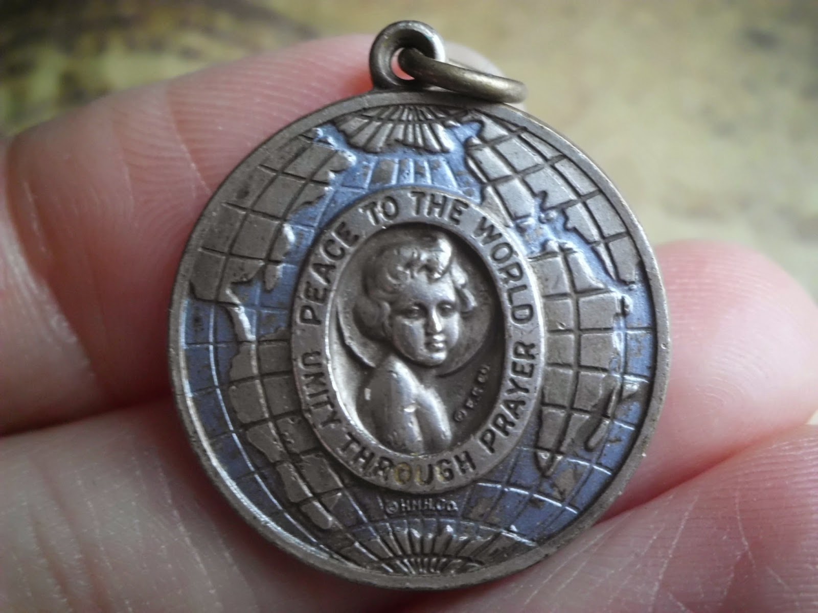 Vintage Religious Medals Vintage Peace to the World Unity Through